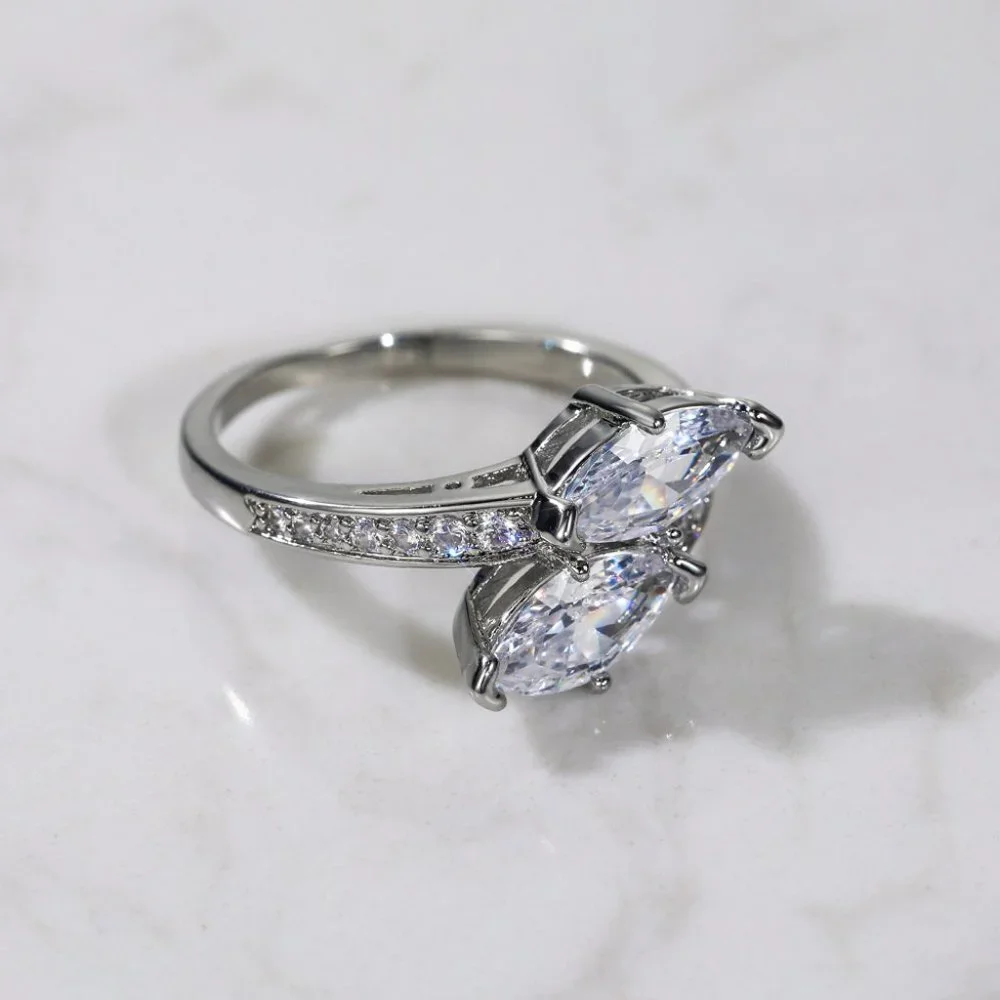 😍GORGEOUS 14K WHITE GOLD TWISTED DOUBLE MARQUIS TRENDY FASHION RING, K912